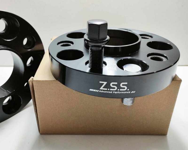 画像5: 【25mm】 Volkswagen Touareg (02~18) 専用設計 PCD130 5穴 ハブ径71.6φ ワイドトレッド スペーサー 5x130-71.6φ (5)
